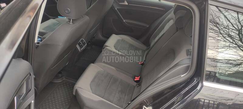 Volkswagen Golf 7 CNG