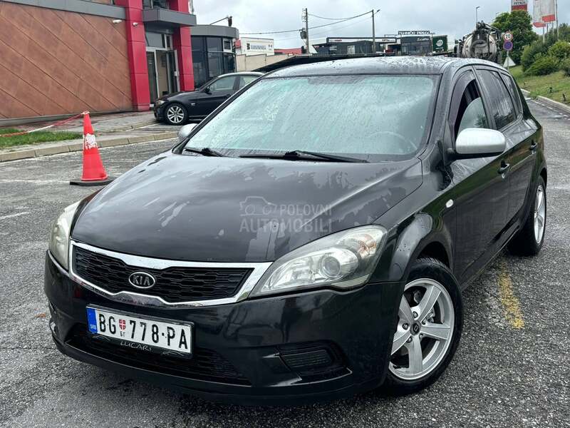 Kia cee`d 1.4 P L I N