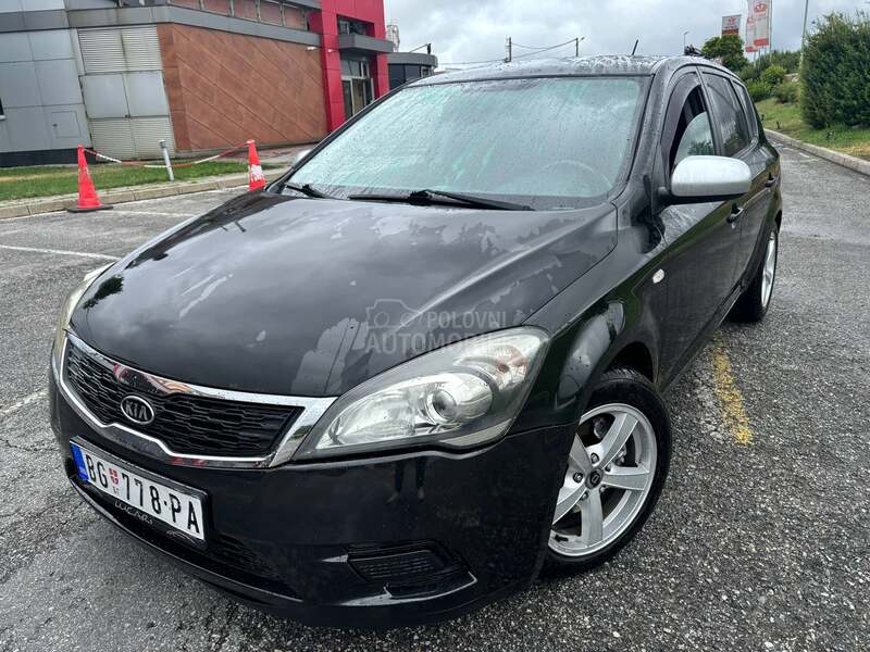 Kia cee`d 1.4 P L I N