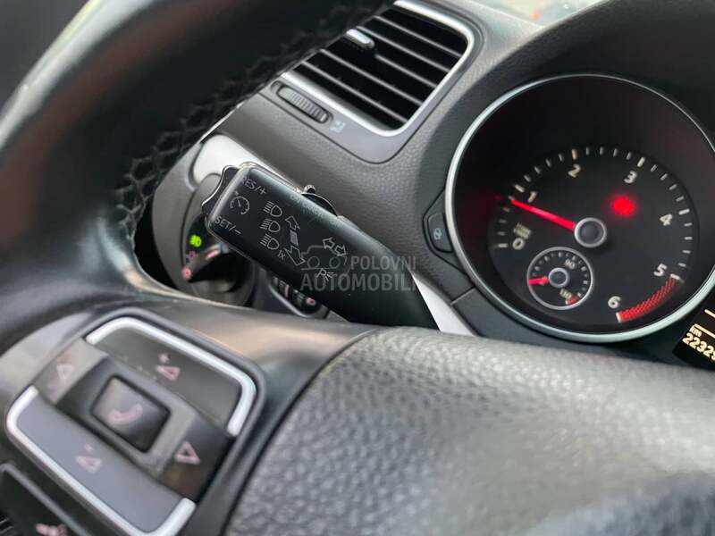 Volkswagen Golf 6 1.6  TDI