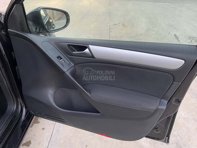 Volkswagen Golf 6 1.6  TDI