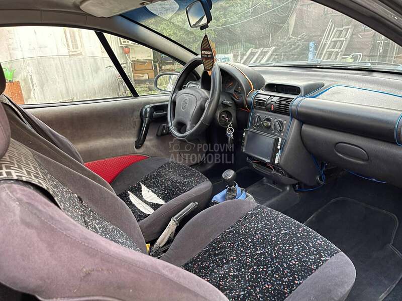 Opel Tigra 