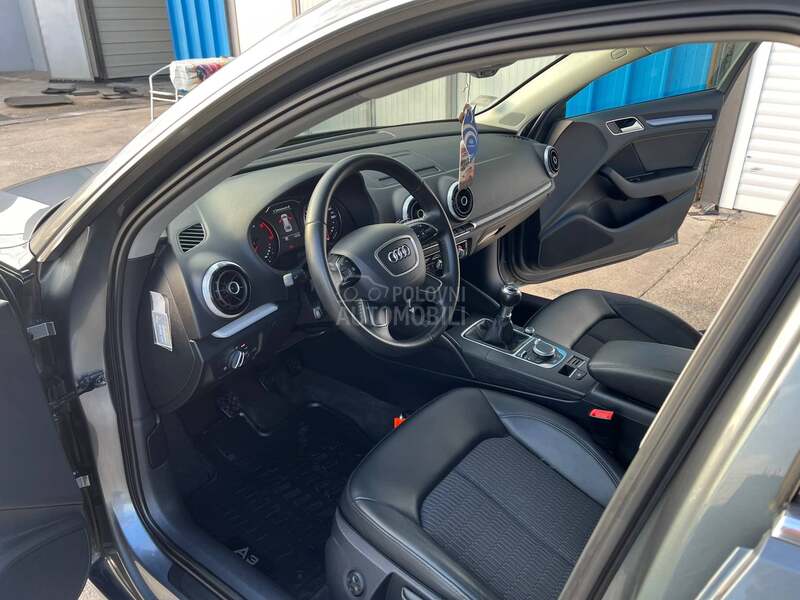 Audi A3 1.6TDI PANO