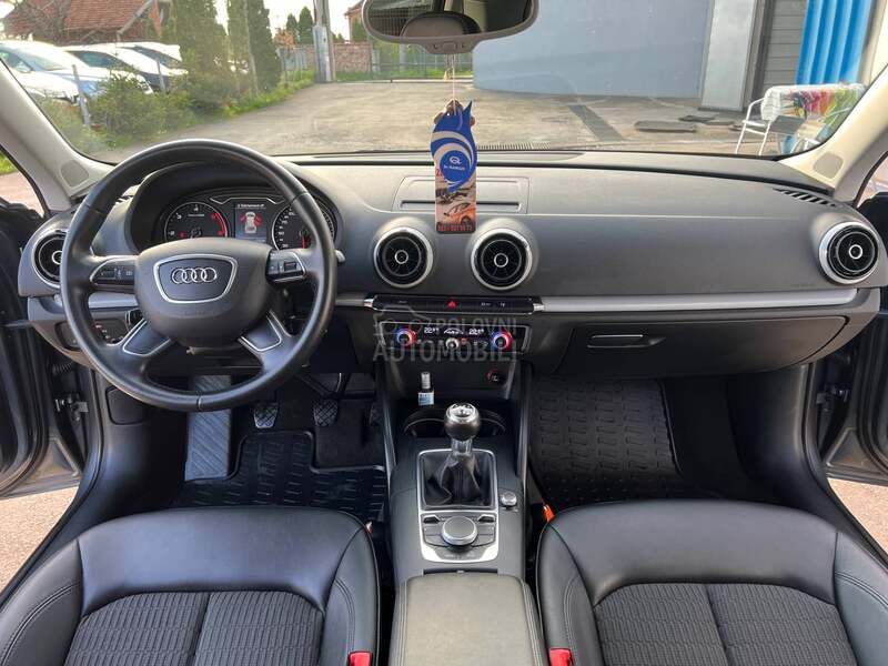 Audi A3 1.6TDI PANO