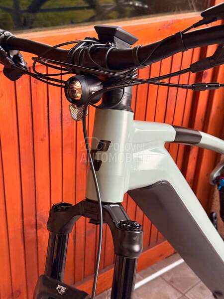Cube Stereo 29