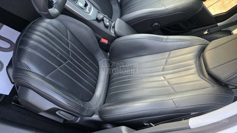 Peugeot 308 2.0 HDI Allure/Pano