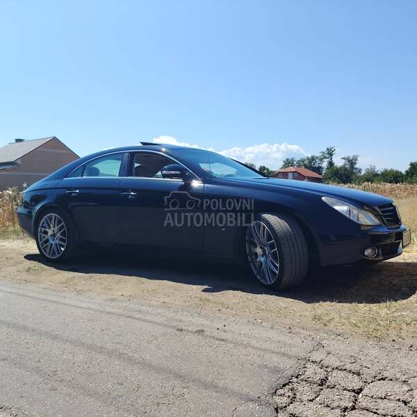 Mercedes Benz CLS 55 AMG 5.5