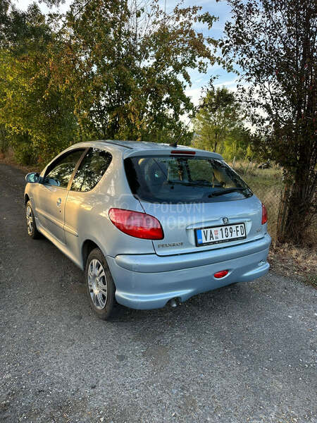 Peugeot 206 1.6