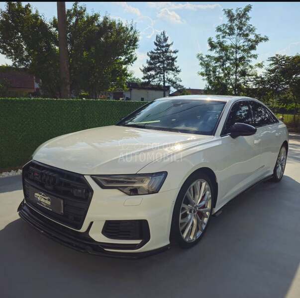 Audi S6 