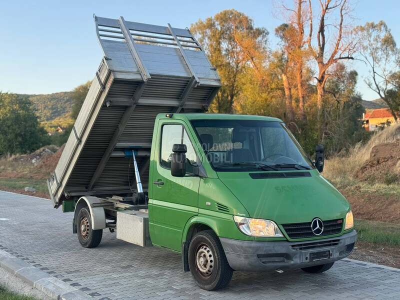 Mercedes Benz Sprinter 311 CH Kiper