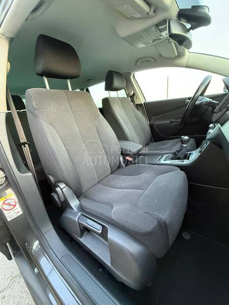 Volkswagen Passat B6 2.0 tdi /COMORAIL/
