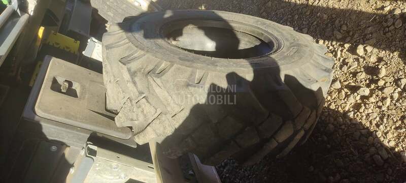Alliance 12.5/80 R18