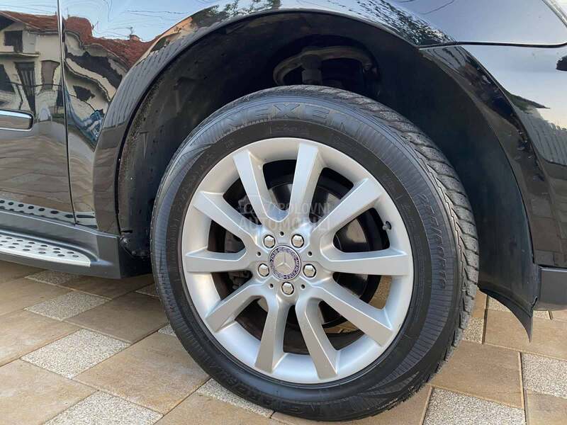 Mercedes Benz ML 300 CDI Grand edition