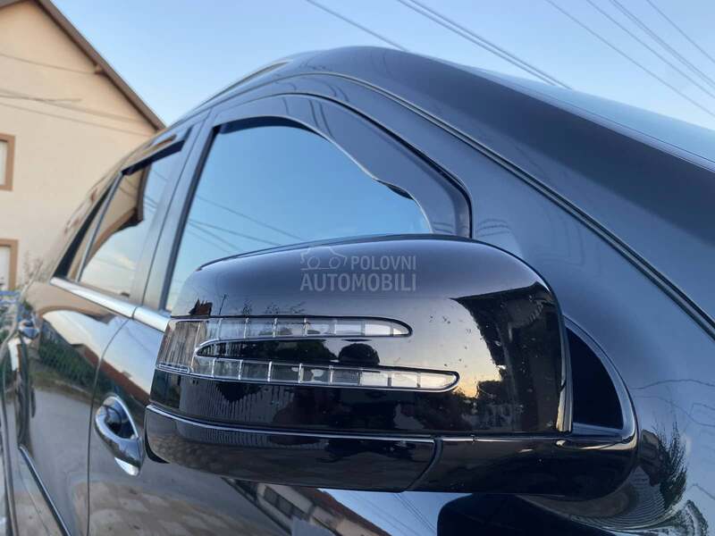 Mercedes Benz ML 300 CDI Grand edition