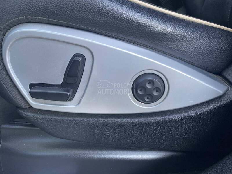 Mercedes Benz ML 300 CDI Grand edition