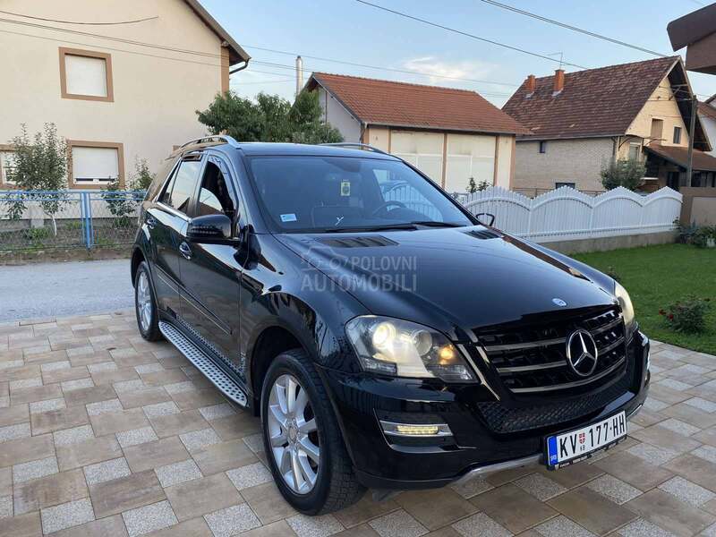 Mercedes Benz ML 300 CDI Grand edition