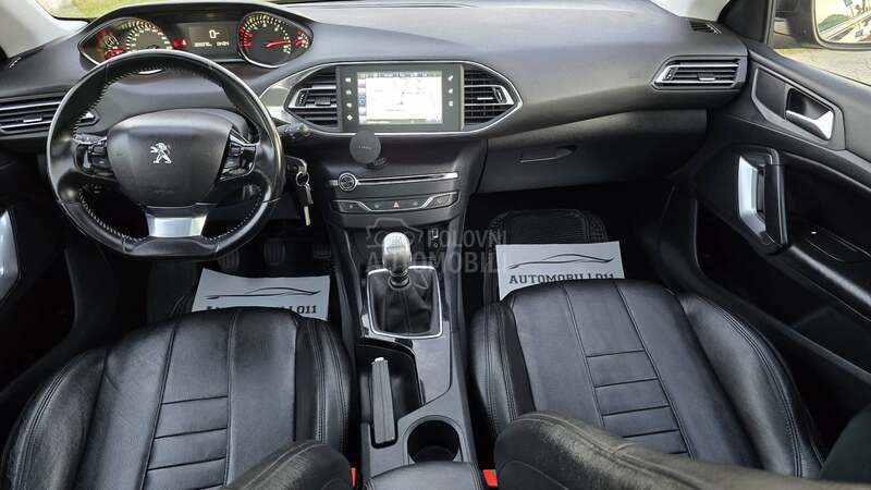 Peugeot 308 1.6 eHDI PANOR