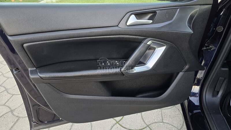 Peugeot 308 1.6 eHDI PANOR