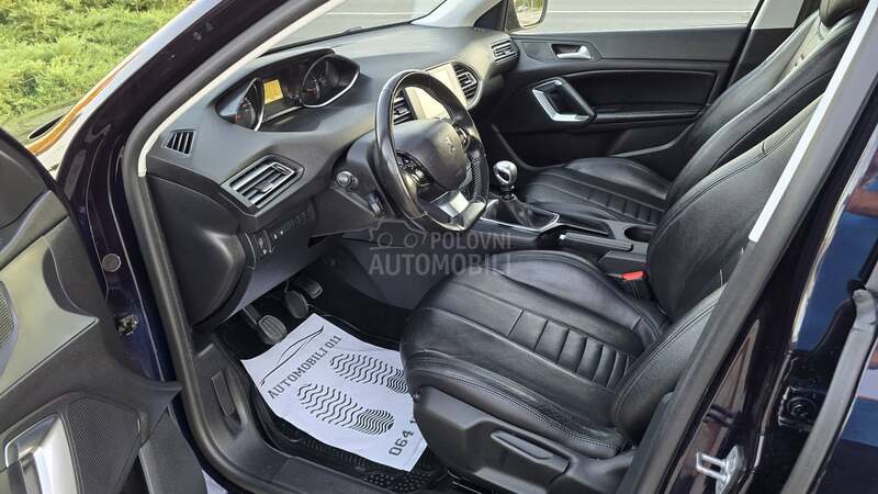 Peugeot 308 1.6 eHDI PANOR