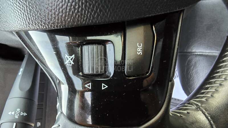 Peugeot 308 1.6 eHDI PANOR