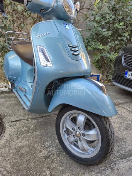Vespa gts 300