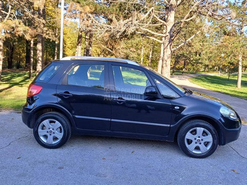 Fiat Sedici 164000 k.m 4 X4 Fiat Sedici 164000 k.m 4 X4