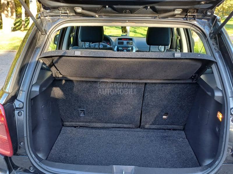 Fiat Sedici 164000 k.m 4 X4 Fiat Sedici 164000 k.m 4 X4