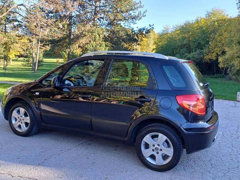 Fiat Sedici 164000 k.m 4 X4 Fiat Sedici 164000 k.m 4 X4