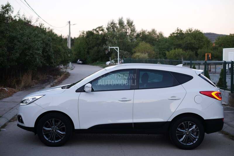 Hyundai ix35 1.7CRDi PREMIUM CH