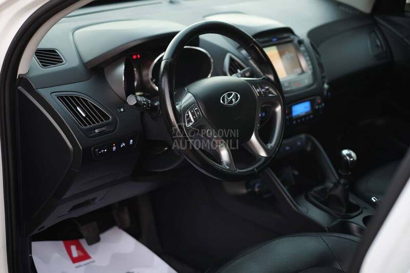 Hyundai ix35 1.7CRDi PREMIUM CH