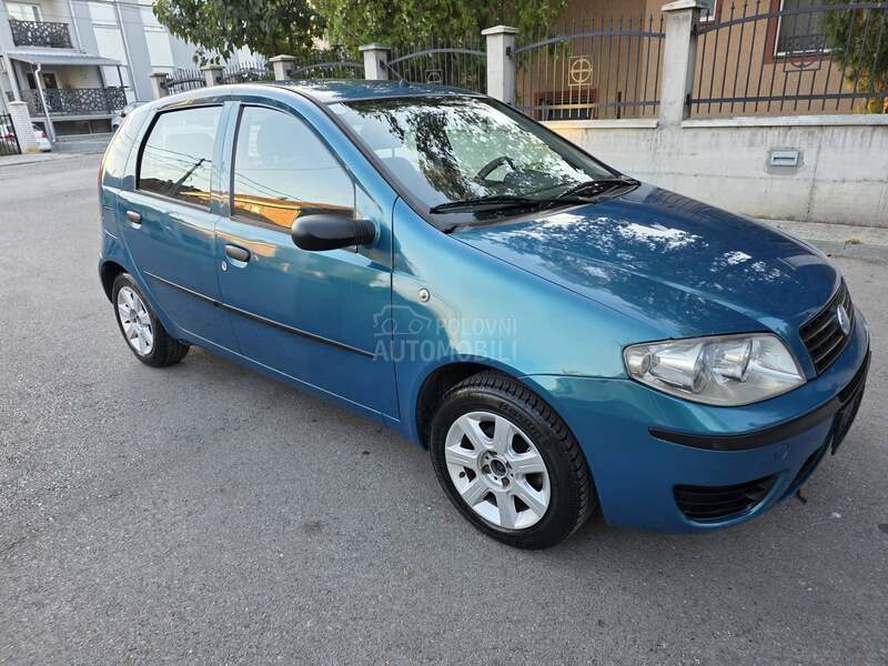 Fiat Punto BUKVALNO NOV