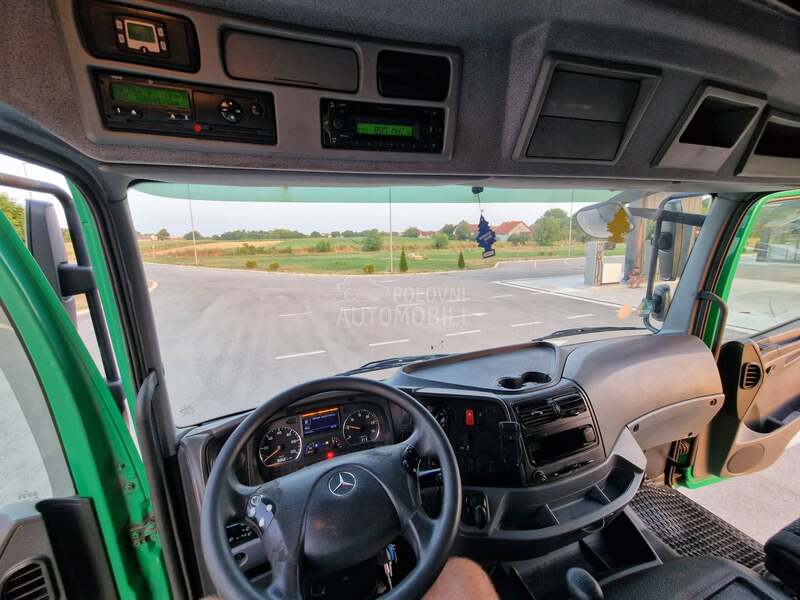 Mercedes Benz Axor 1829