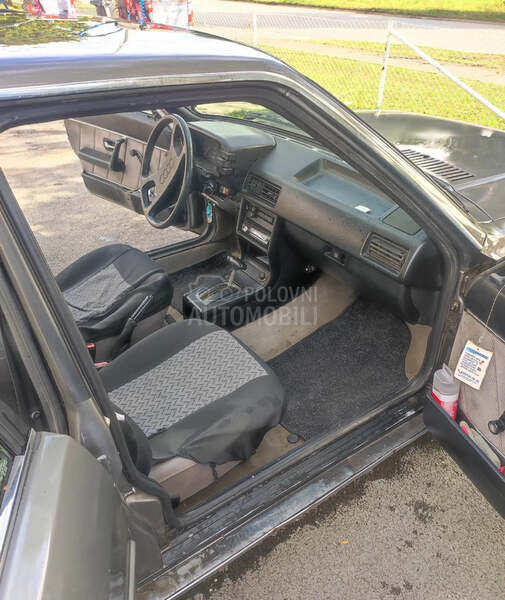 Audi 90 