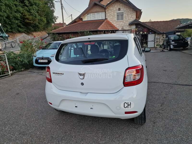 Dacia Sandero 