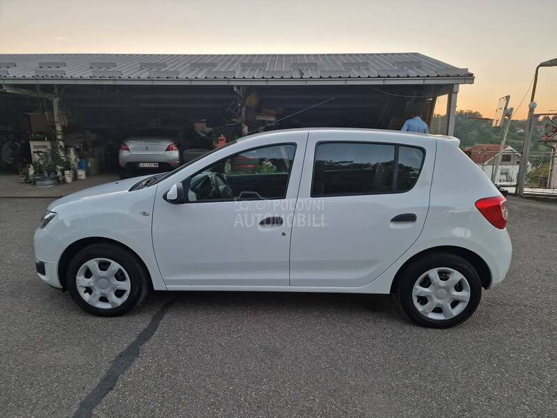 Dacia Sandero 