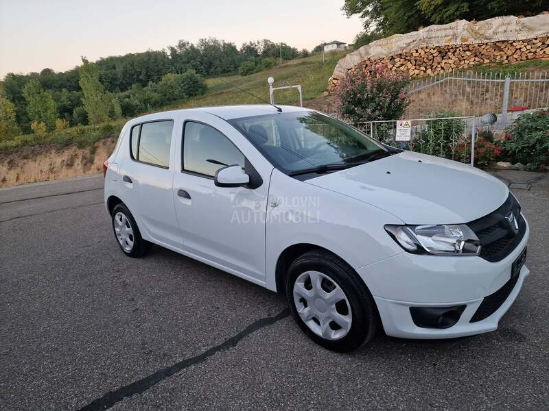 Dacia Sandero 