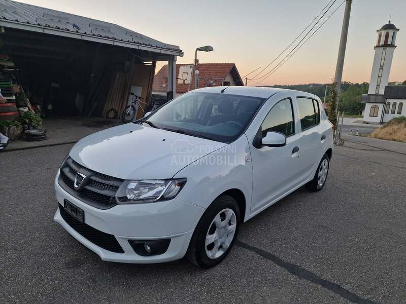 Dacia Sandero 