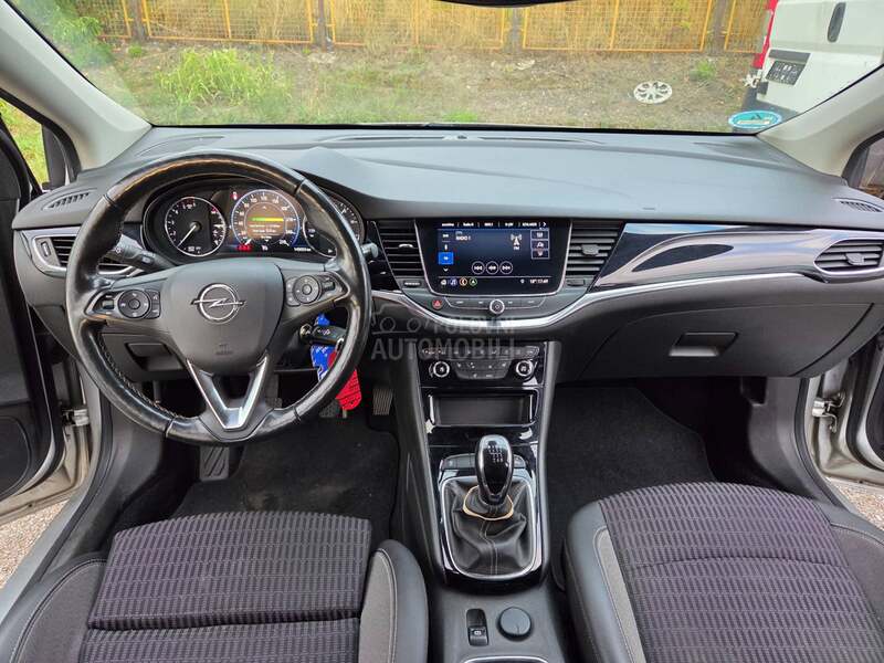 Opel Astra K 1.5cdti Sports Tour