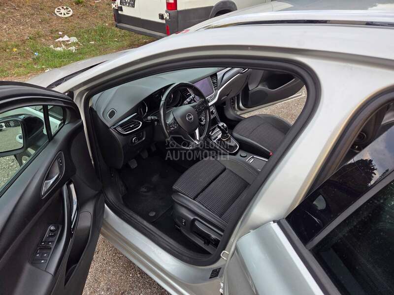 Opel Astra K 1.5cdti Sports Tour