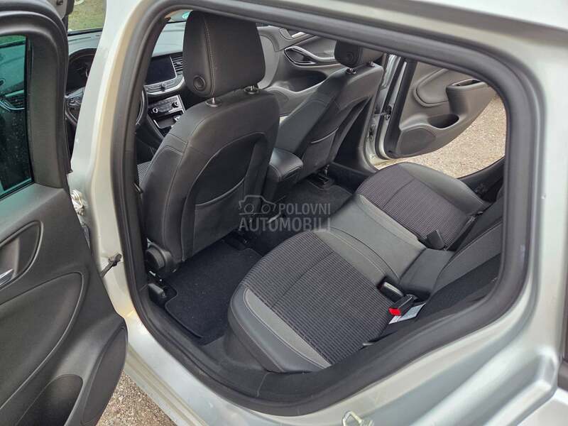 Opel Astra K 1.5cdti Sports Tour