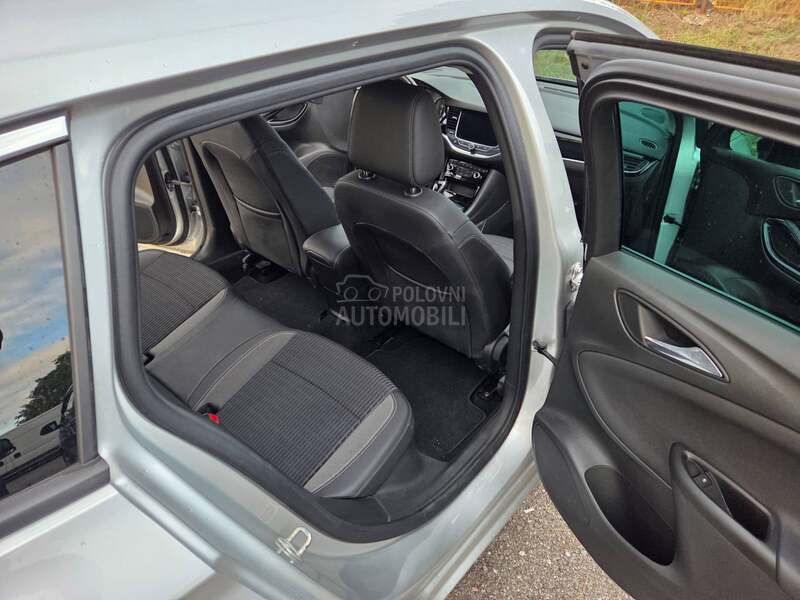 Opel Astra K 1.5cdti Sports Tour