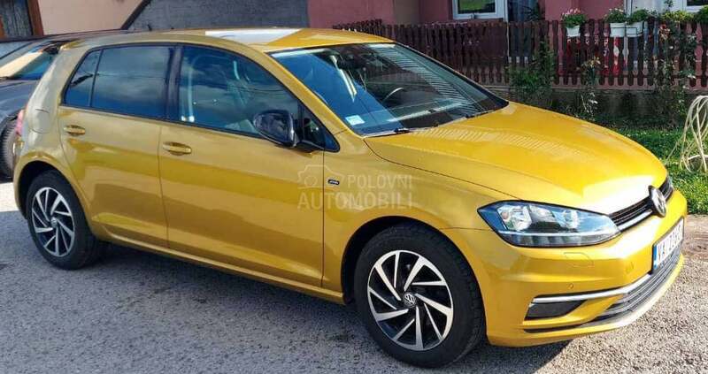 Volkswagen Golf 7 1.0tsi