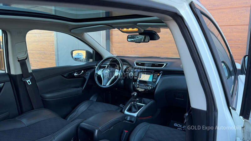 Nissan Qashqai 1.6 DCi TEKNA 360CAM
