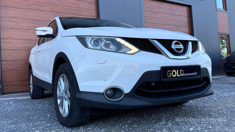Nissan Qashqai 1.6 DCi TEKNA 360CAM