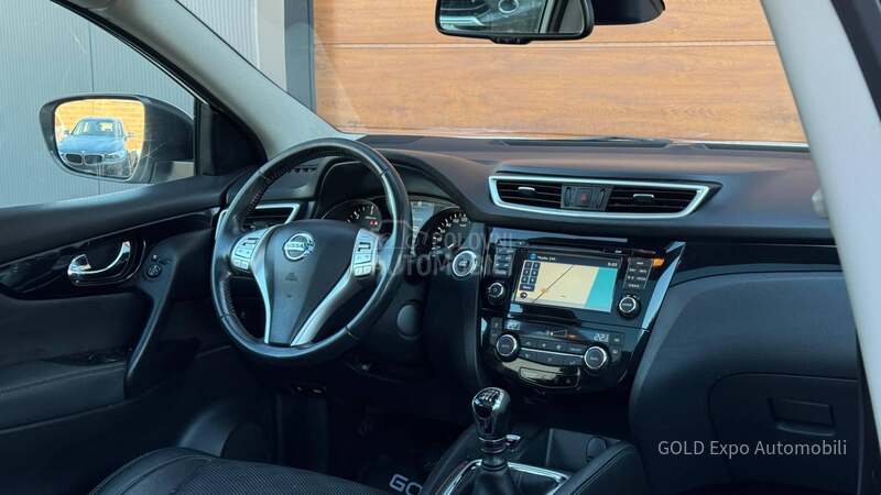 Nissan Qashqai 1.6 DCi TEKNA 360CAM