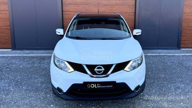 Nissan Qashqai 1.6 DCi TEKNA 360CAM