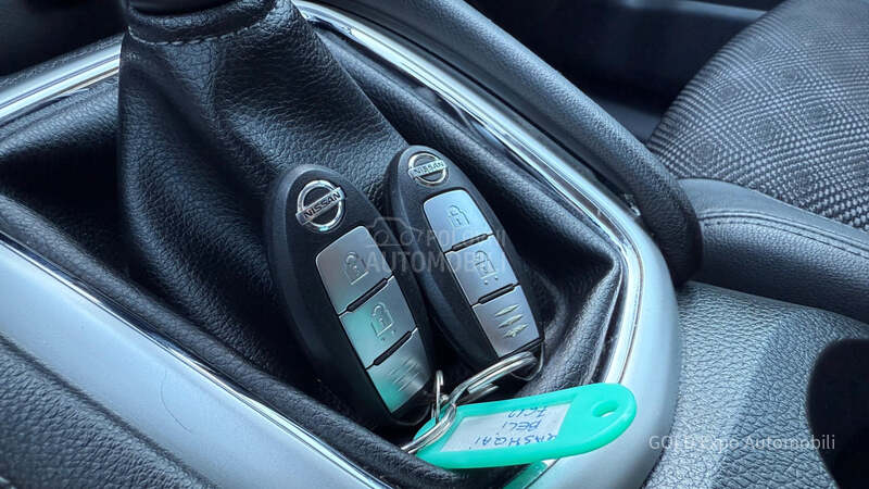 Nissan Qashqai 1.6 DCi TEKNA 360CAM