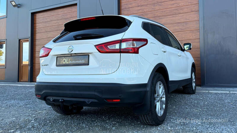 Nissan Qashqai 1.6 DCi TEKNA 360CAM