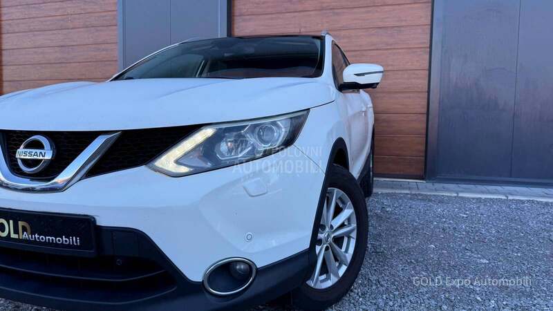 Nissan Qashqai 1.6 DCi TEKNA 360CAM