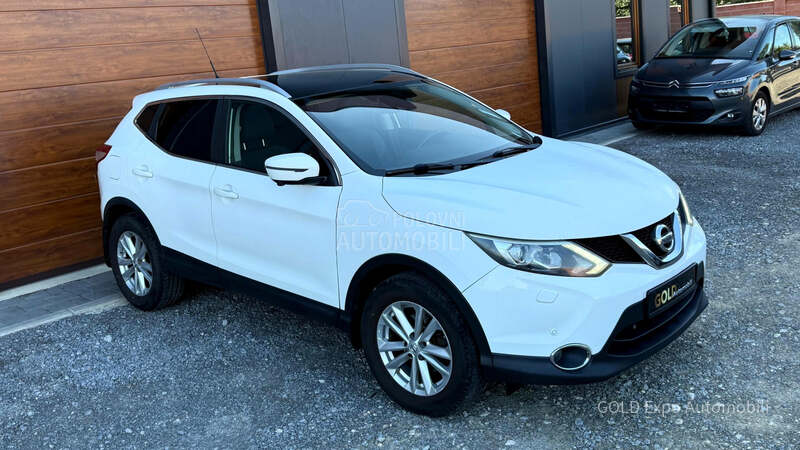 Nissan Qashqai 1.6 DCi TEKNA 360CAM